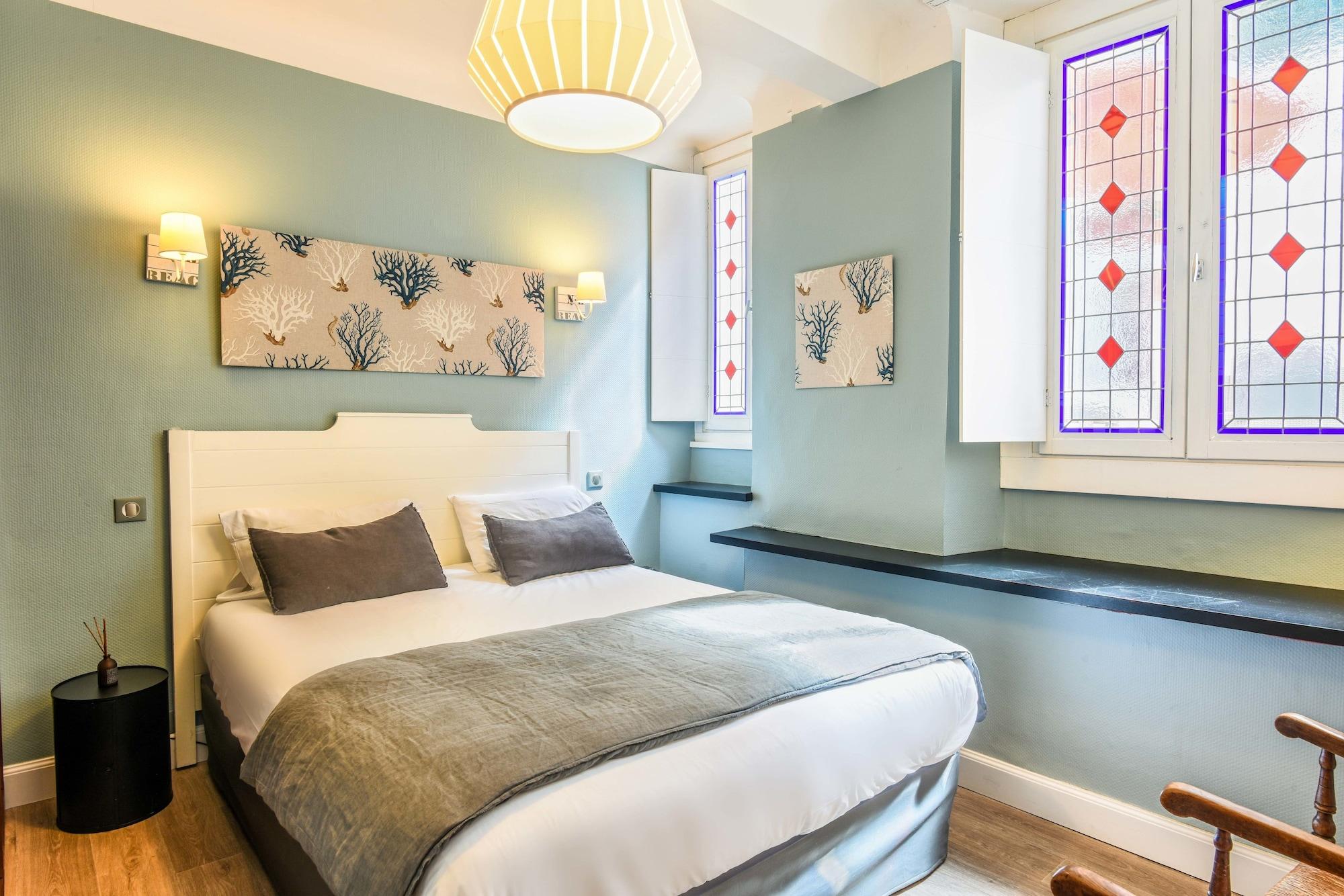 Hotel De L'Ocean Биариц Екстериор снимка