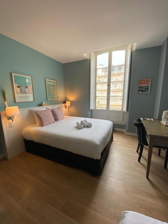 Hotel De L'Ocean Биариц Екстериор снимка