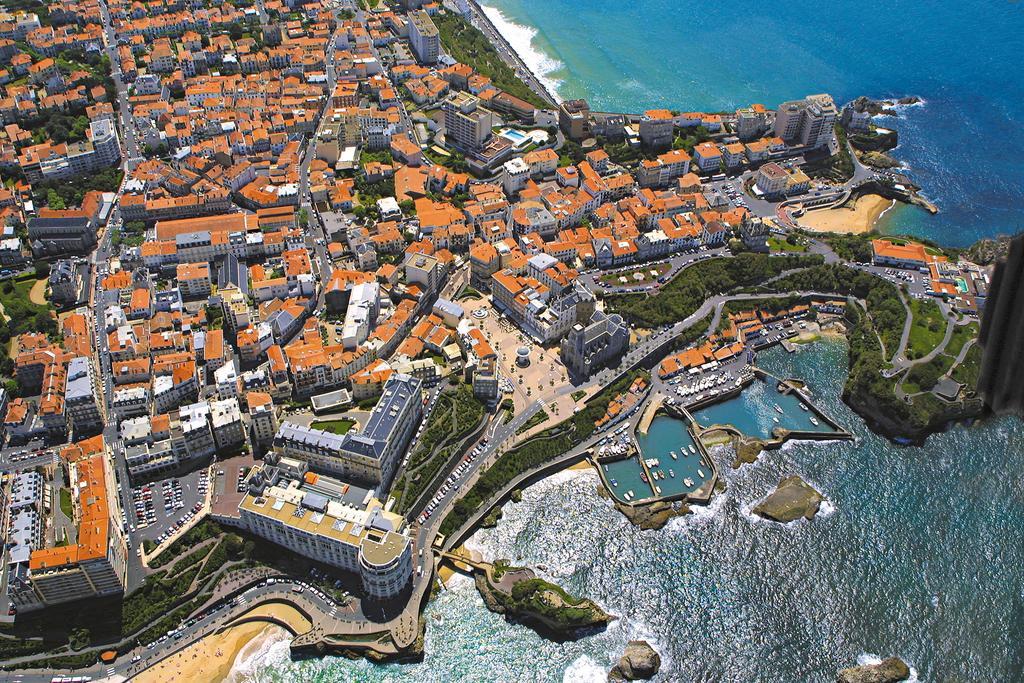 Hotel De L'Ocean Биариц Екстериор снимка